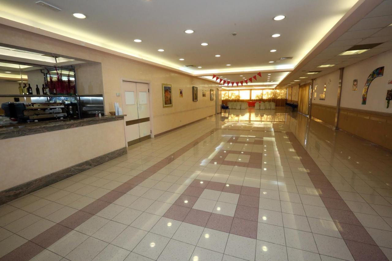 Hotel Palacavicchi Ciampino Exterior photo